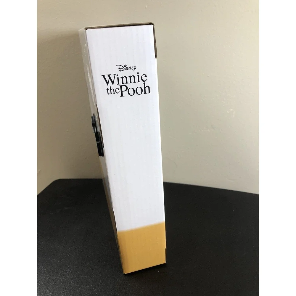 Disney Winnie the Pooh Tabletop Clock – Pooh & Friends Scene, New in‎ Box